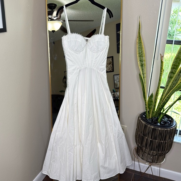 House of CB 'Steffani' white stretch cotton midi sundress - Picture 4 of 7